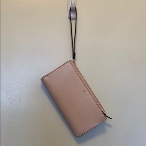 Kate spade large wristlet